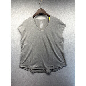 All in Motion Womens Athletic Shirt Size XL Gray Sleeveless Scoop Neck NWT